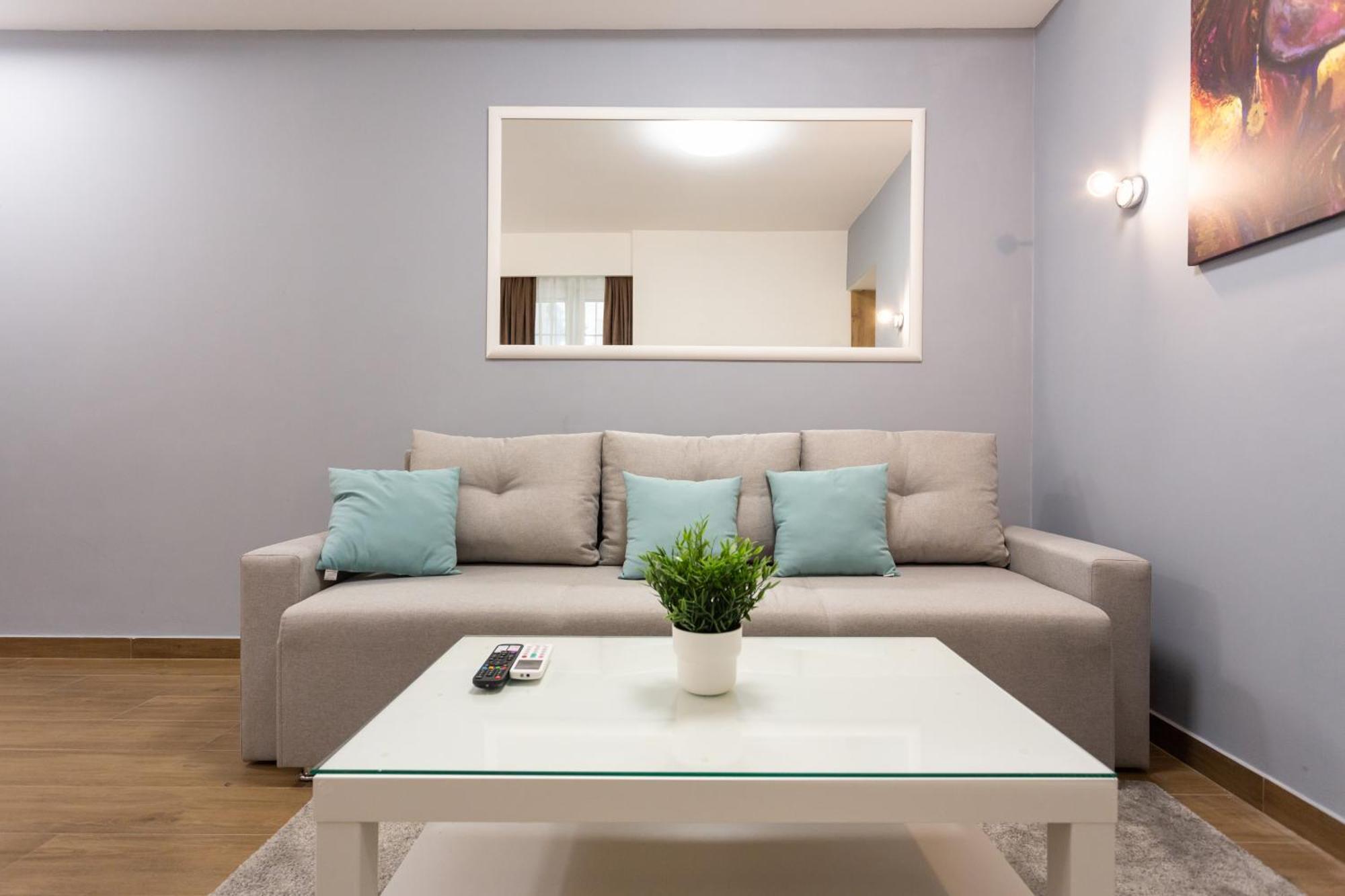 Apartment Grand Suite Beograd Værelse billede